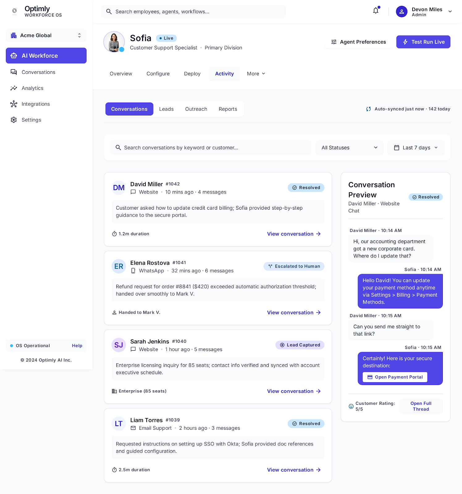 Optimly activity feed showing Sarah Jenkins' conversation #1040 tagged "Lead Captured" — enterprise licensing inquiry for 85 seats, with contact info verified and synced to the account executive's schedule